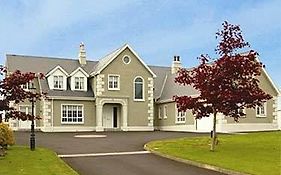 Dergfield House